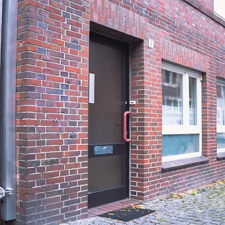 Schoenes Apartment In Der Altstadt , Kostenlose Parkplaetze In Der Naehe Emden Exterior photo