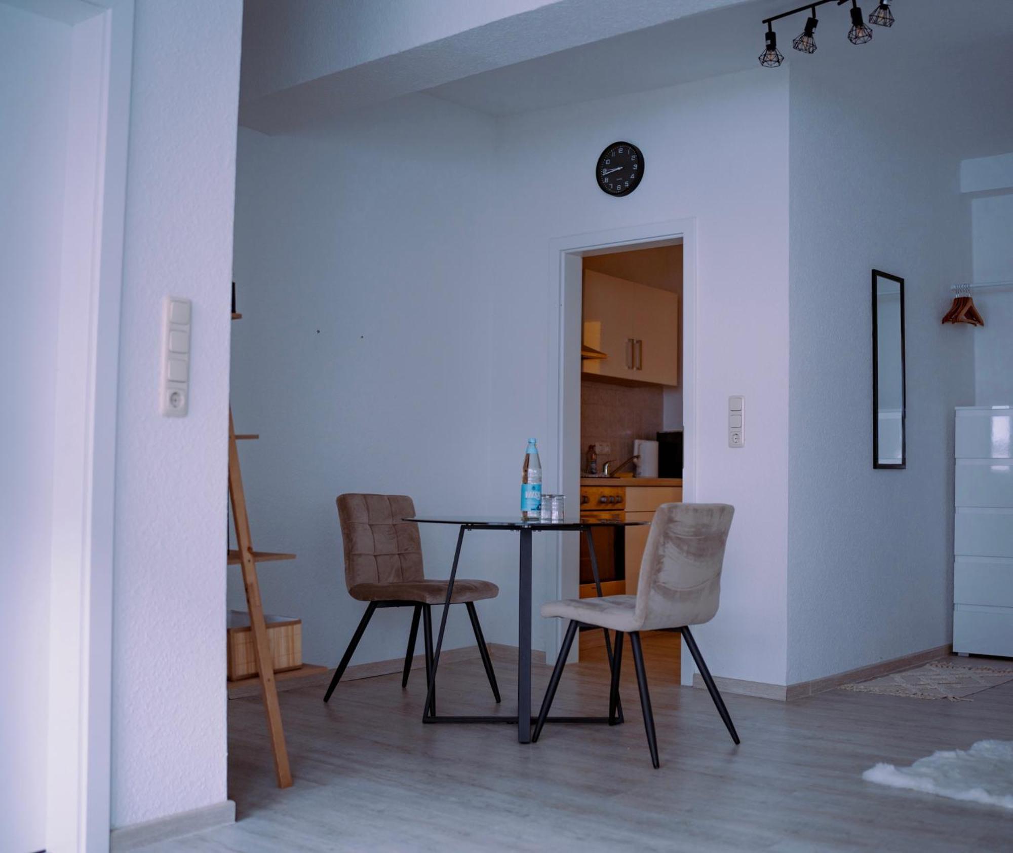 Schoenes In Der Altstadt , Kostenlose Parkplaetze In Der Naehe Apartment Emden